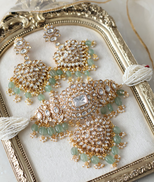 Radhika necklace set - White