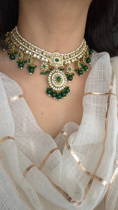 Suhana necklace set - Green