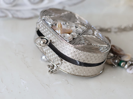 Suhani clutch - Silver