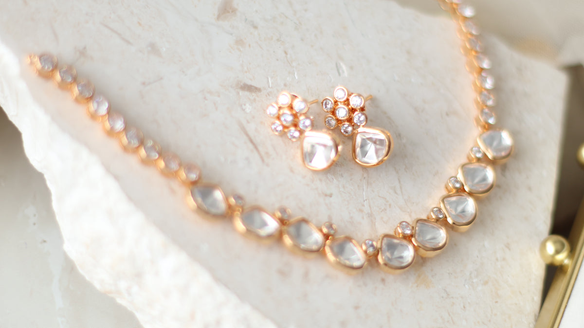 Vera necklace set
