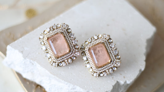 Sana studs - Peach