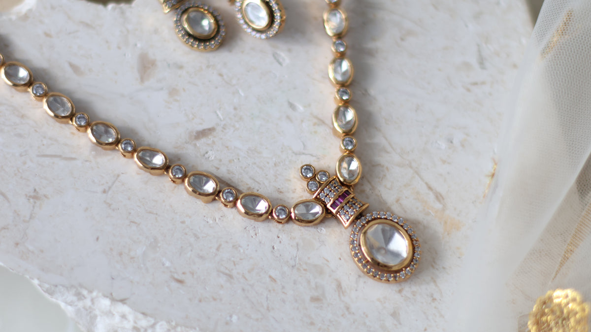 Aayleen necklace set