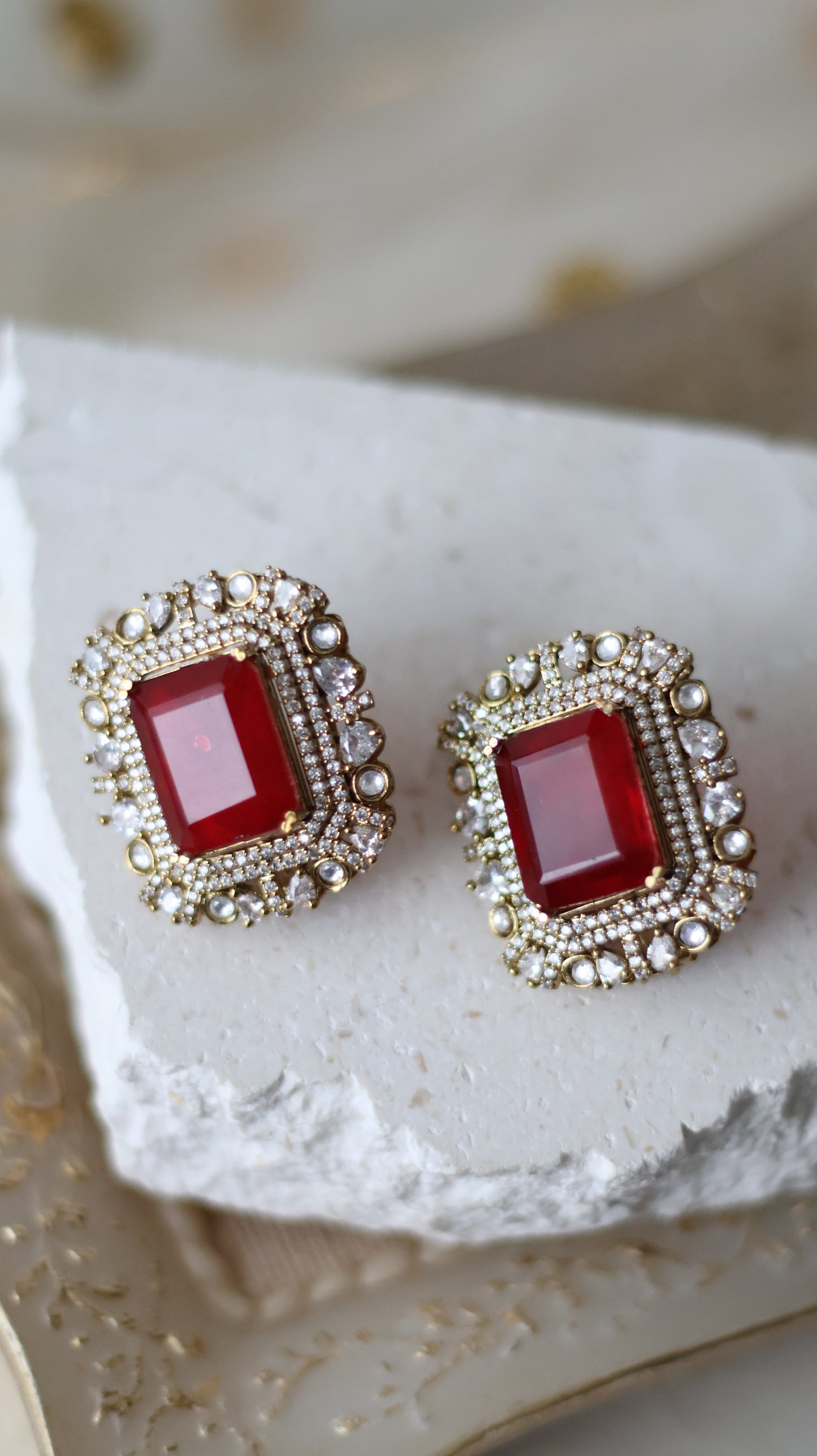Sana studs - Ruby