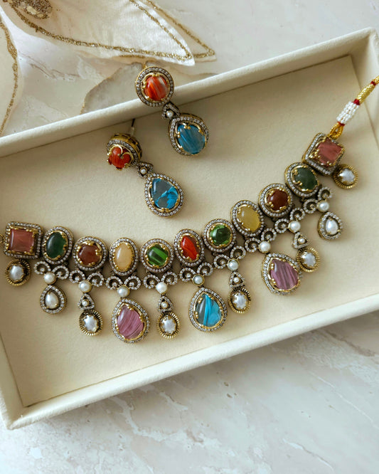 Noor necklace set - Coral