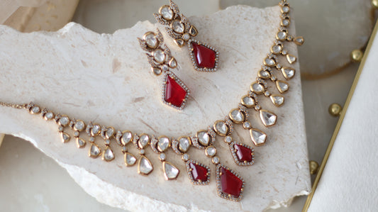 Fareen necklace set - Ruby