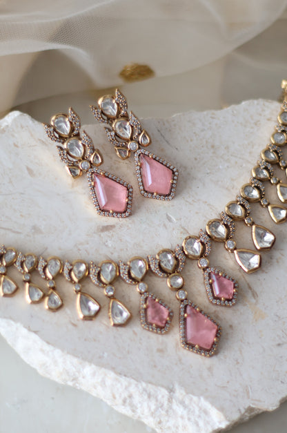 Fareen necklace set - Pink