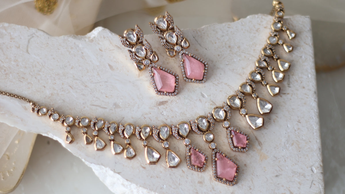 Fareen necklace set - Pink