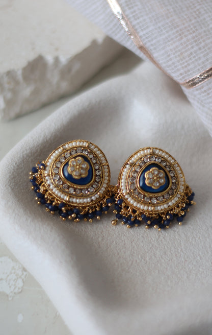 Himani studs - Navy
