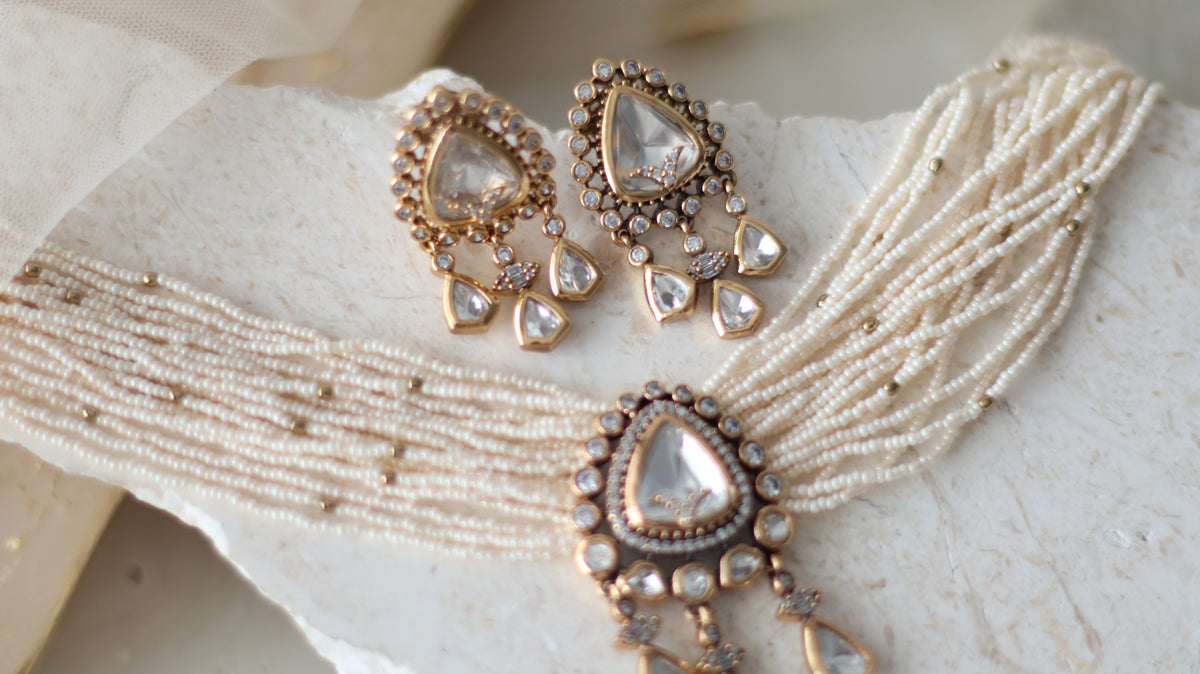 Vedika necklace set